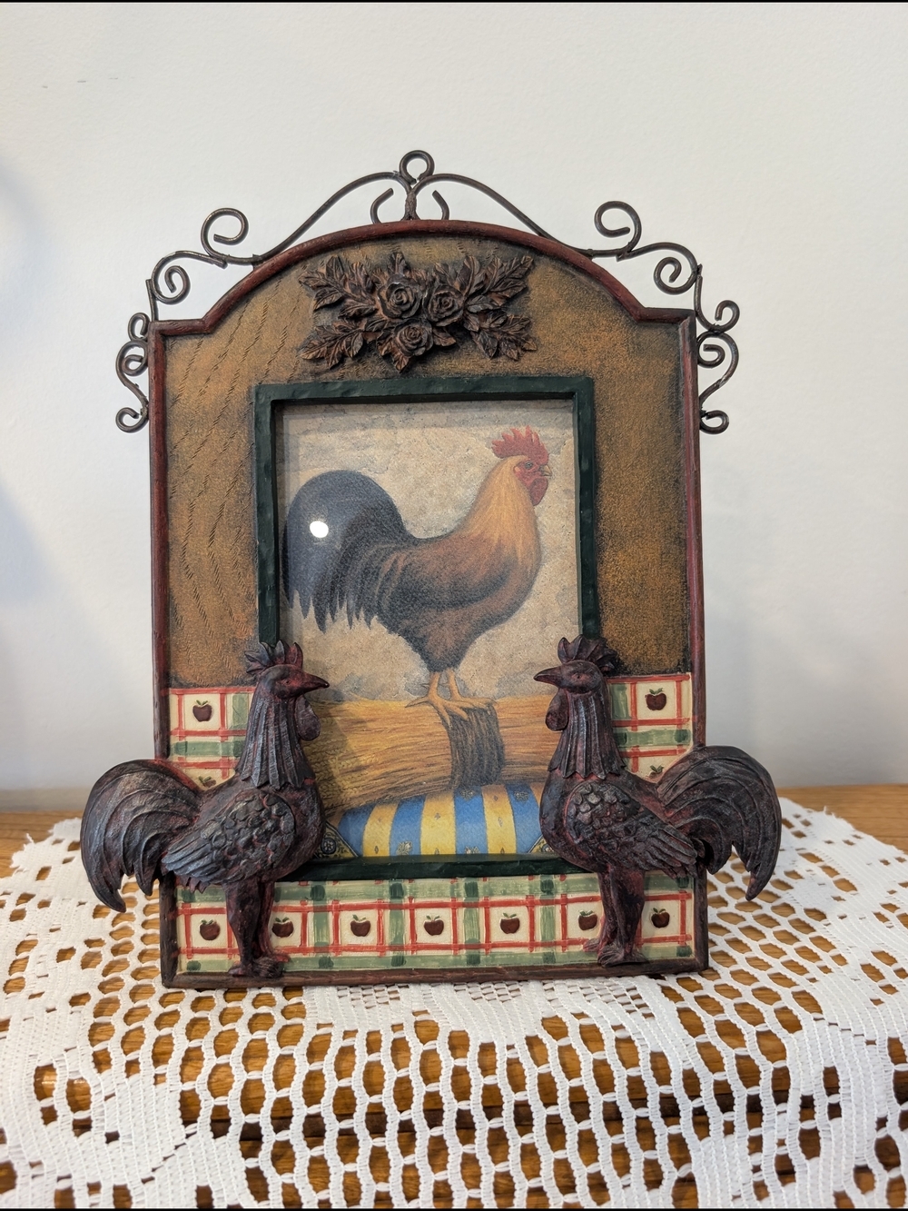 Rustic Rooster Decorative Picture Frame - Red/Brown - Picture 4 of 15